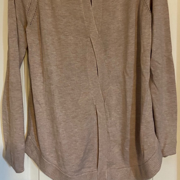 Lululemon Sweater Size 4 - Picture 2 of 3